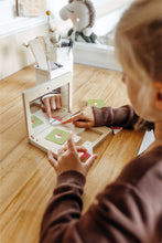 Juego de Simetría con Espejo