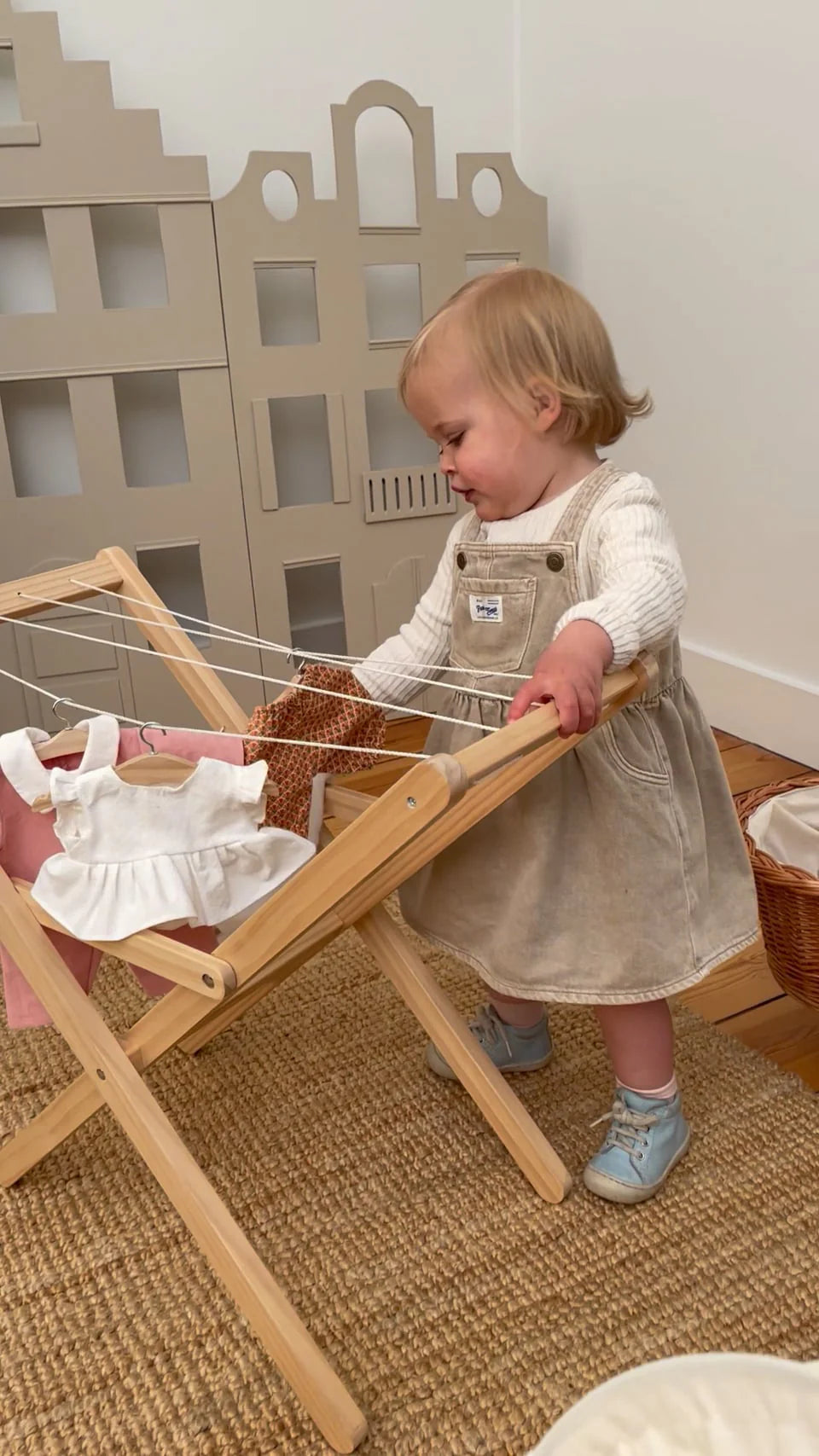 Doll Clothes Airer with Pegs