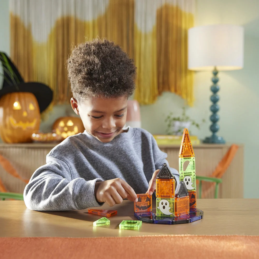 Spooky Travel Set 24 Piece