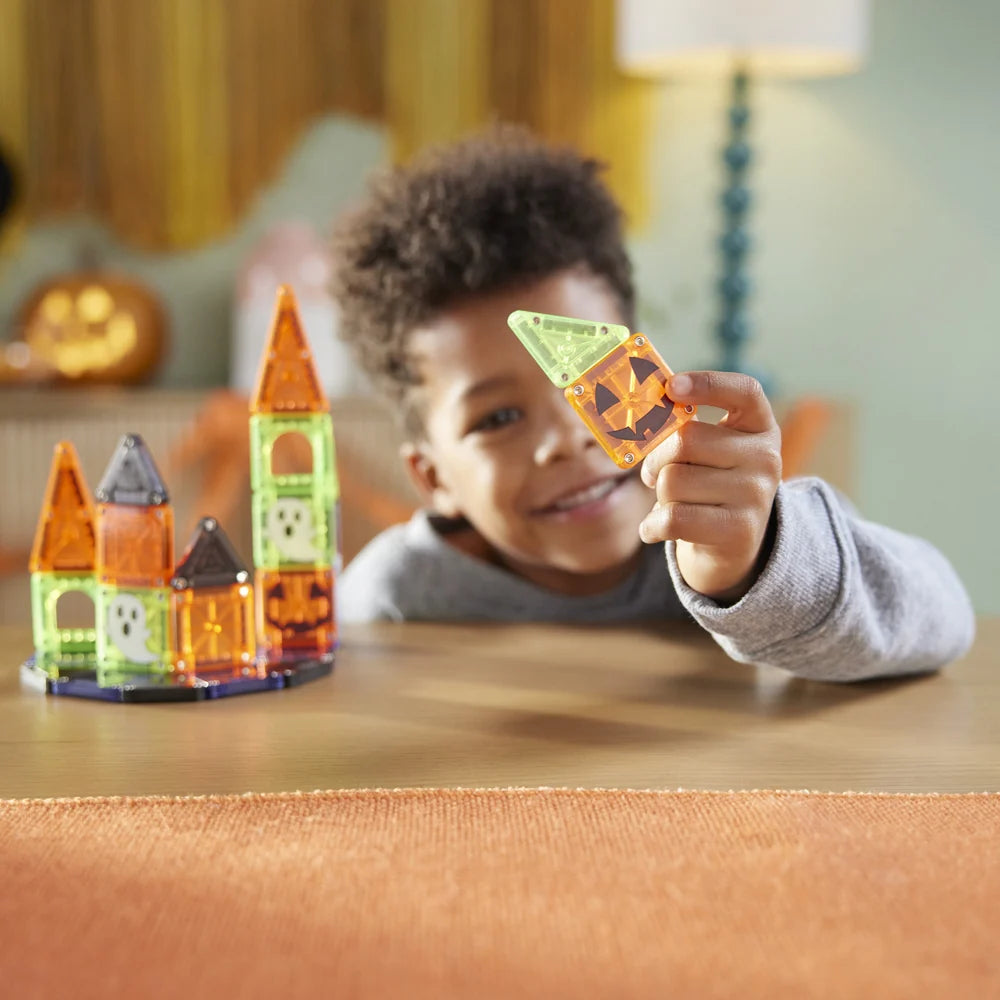 Spooky Travel Set 24 Piece