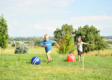 Wicket Kick: Giant Kick Croquet