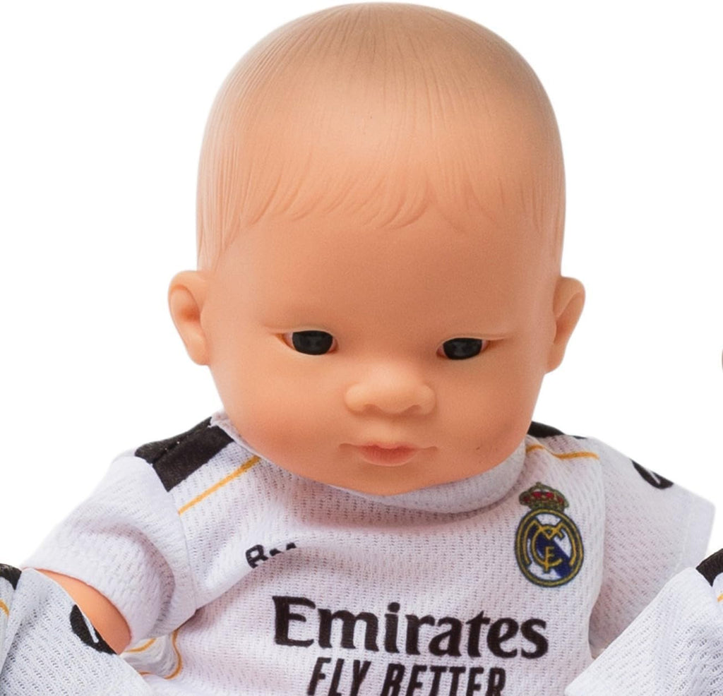 Muñeca Asiatica Real Madrid