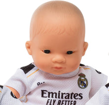 Muñeca Asiatica Real Madrid
