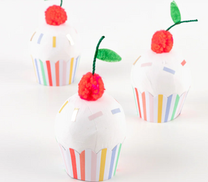 Cupcake Surprise Balls (x 3)