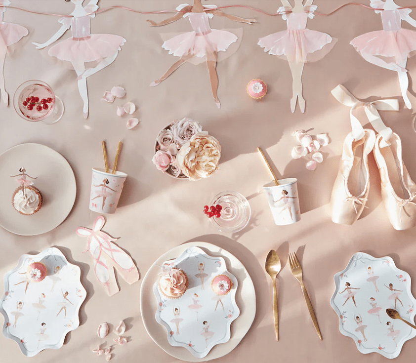 Ballet Slippers Napkins (x 16)
