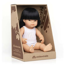 Muñeca asiática 38 cm