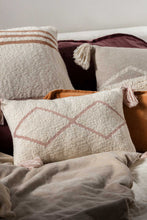 Knitted cushion little oasis natural - Pale Pink
