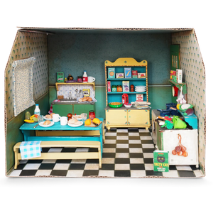 Cardboard Room - Kitchen