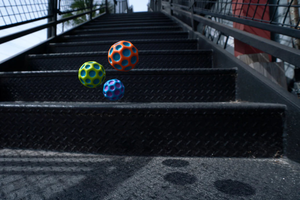 Martian Moon Ball  (3 colores)