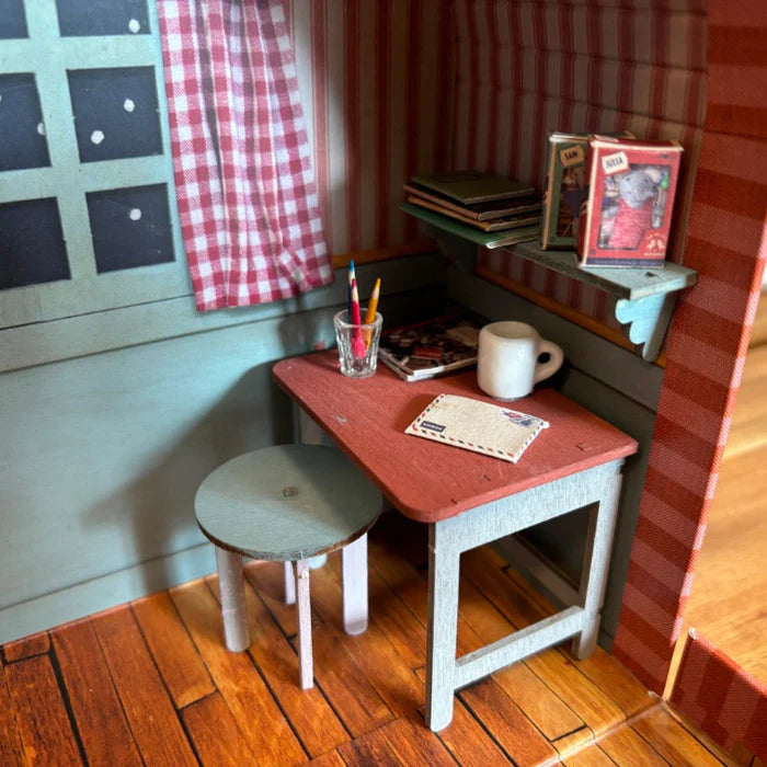 Mouse Mansion To Go - Bedroom