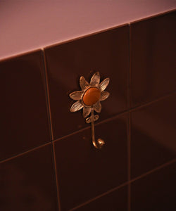 Sera Sun Hook