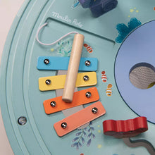 Mesa de actividades - Aventuras de Paulie