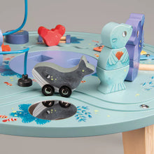 Mesa de actividades - Aventuras de Paulie