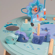 Mesa de actividades - Aventuras de Paulie