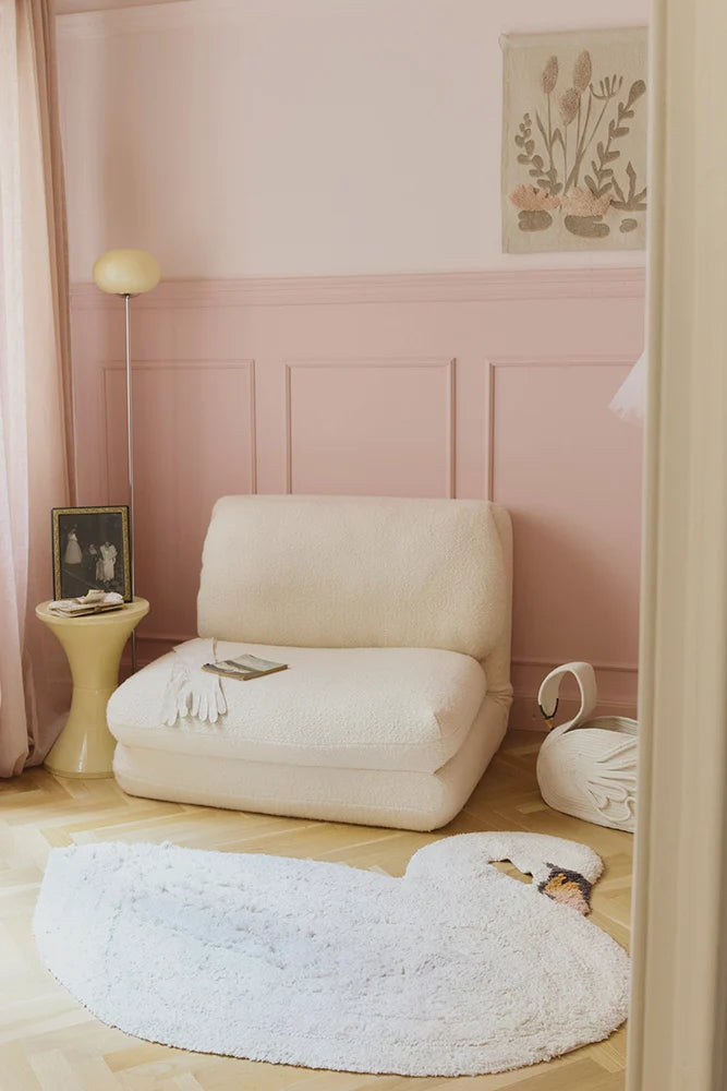 Washable Swan Rug
