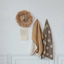 Paper Rope & Dried Raffia Lion Head