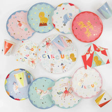 Circus Large Plates (x8)