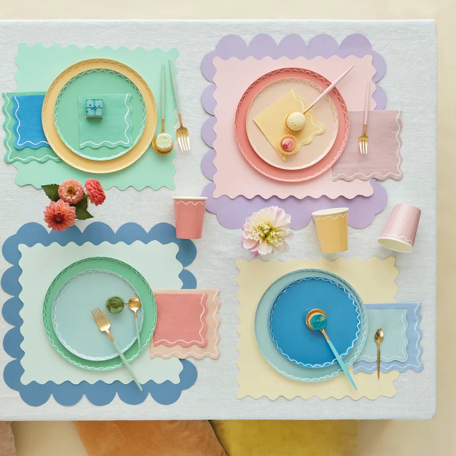 Mixed Wavy Line Cups (x 8)