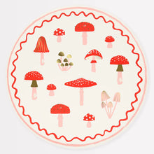 Merry Mushrooms Large Plates (x 8)