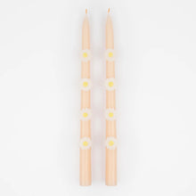 Pink Daisy Taper Candles (x 2)