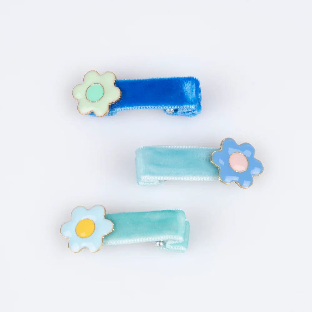 Enamel Daisy Hair Clips