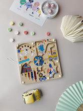 Magnetic Labyrinth Circus