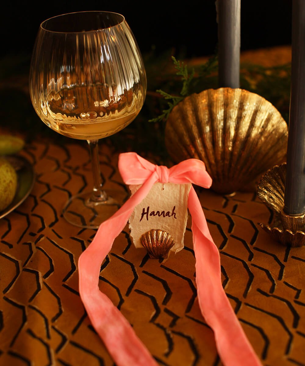 Scarlett Shell Card Holder