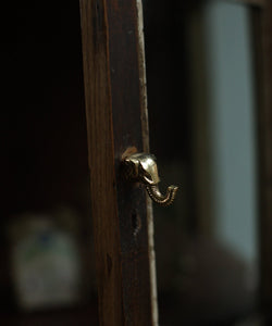 Susy Elephant Knob