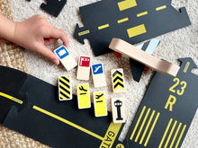 Roadblocks Set Airport
