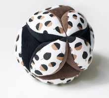 Clutch Ball - Acorn
